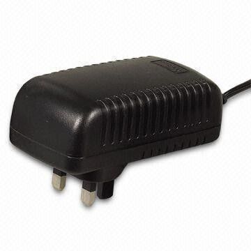 Travel Power Adapters, Switching Power Supply with Single Output Level