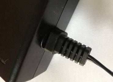 High Voltage Desktop Power Adapter With IEC8 / IEC14 AC Connector , 50Hz / 60Hz