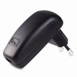 5W AC / DC AC DC Switching Power Supply Adapter With USB Socket EN60065 and 100 to 240V AC Input Range