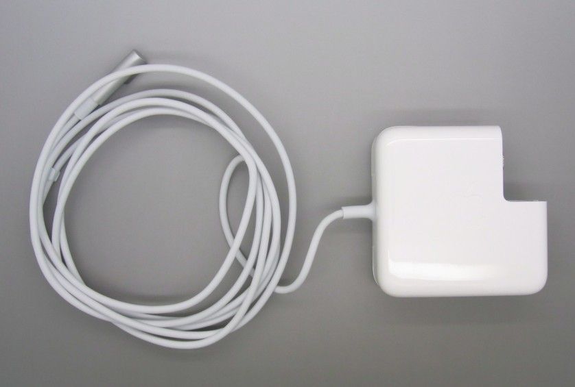 Original 45W AC Power Adapter Charger for Apple 14.5v laptops MB283LL/A-00