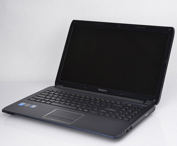 14 Inch Intel core i5 processor laptop Memory 4GB DDR3 with DVD-RW